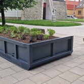 Kontejnerové lavičky s květinami